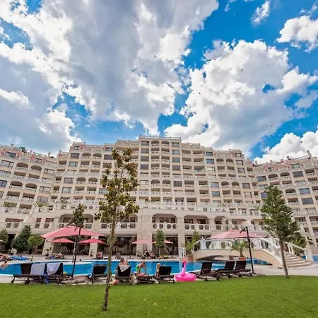 Seaside View In Apartment Varna