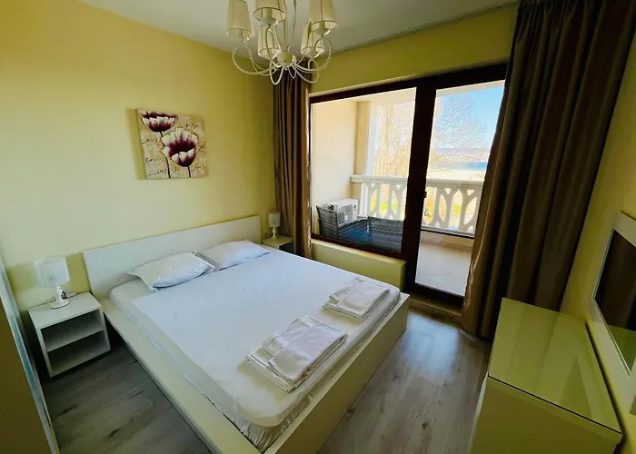 Apartment Seaside View In Varna